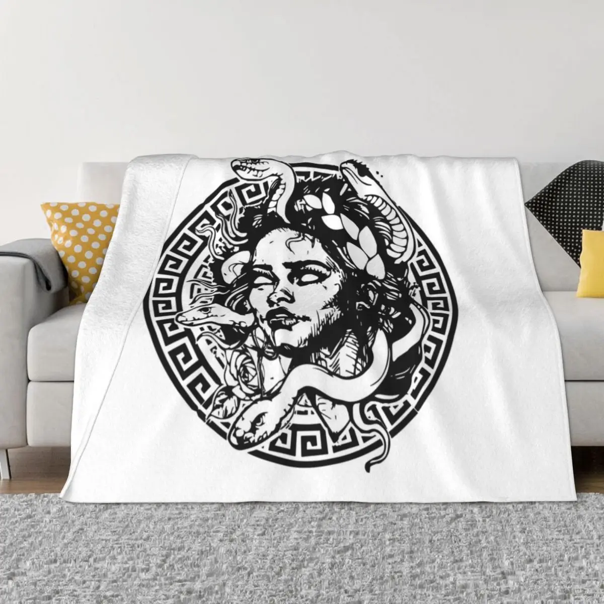 

medusa (black) Throw Blanket Thins Beautifuls Weighted Blankets