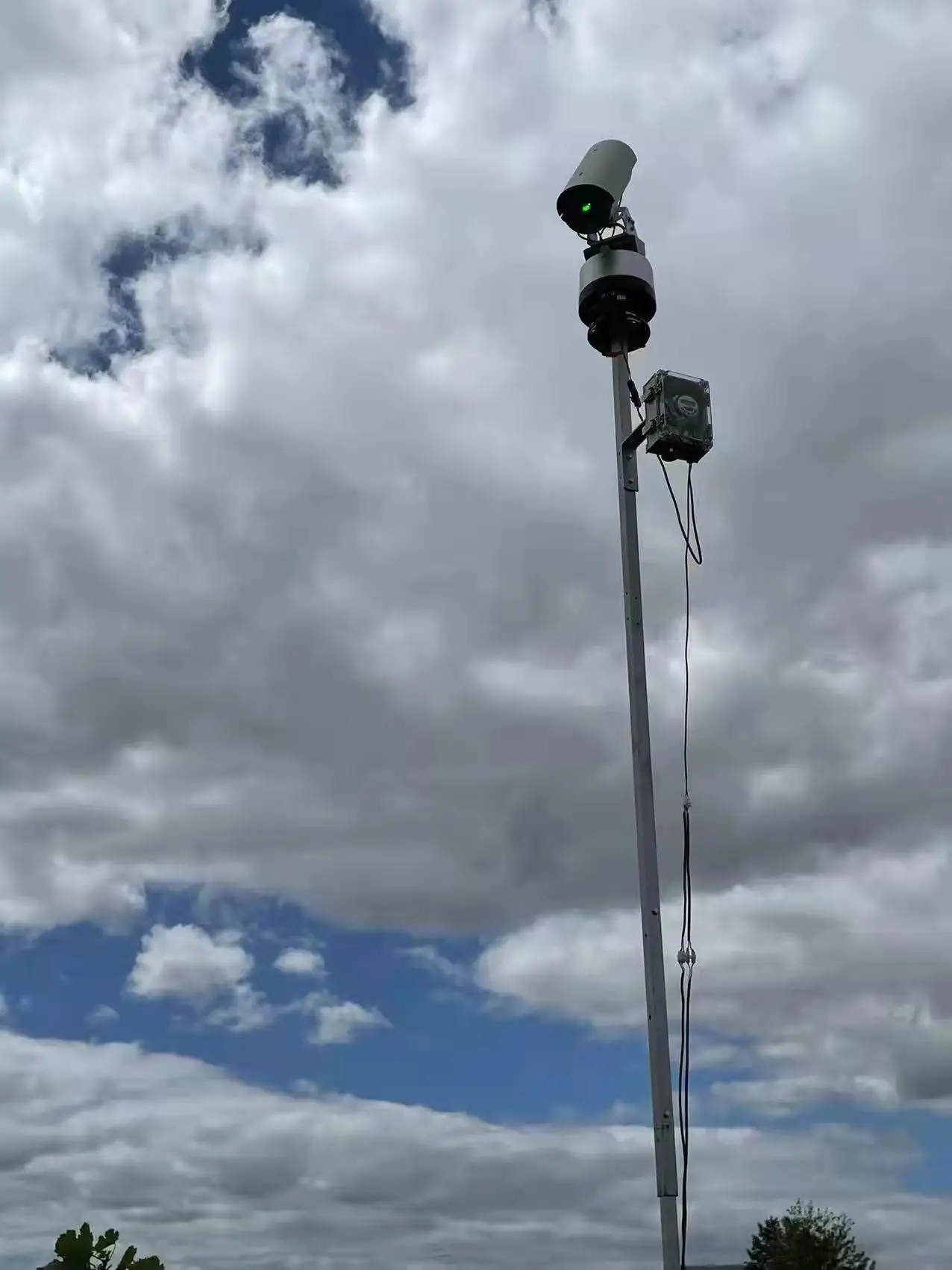 Picture 6: Factory-Equipped AI Image Recognition System Remote-Controlled Automatic Bird Deterrence Continuous Operation Animal Husbandry