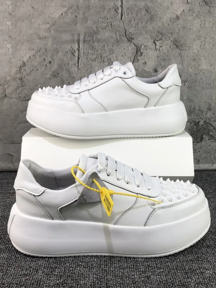 Punk Style Rivet Mens Footwear Casual Shoes Lace Up Thick Bottom Designer Shoes Round Toe Split Leather Men Platform Sneakers