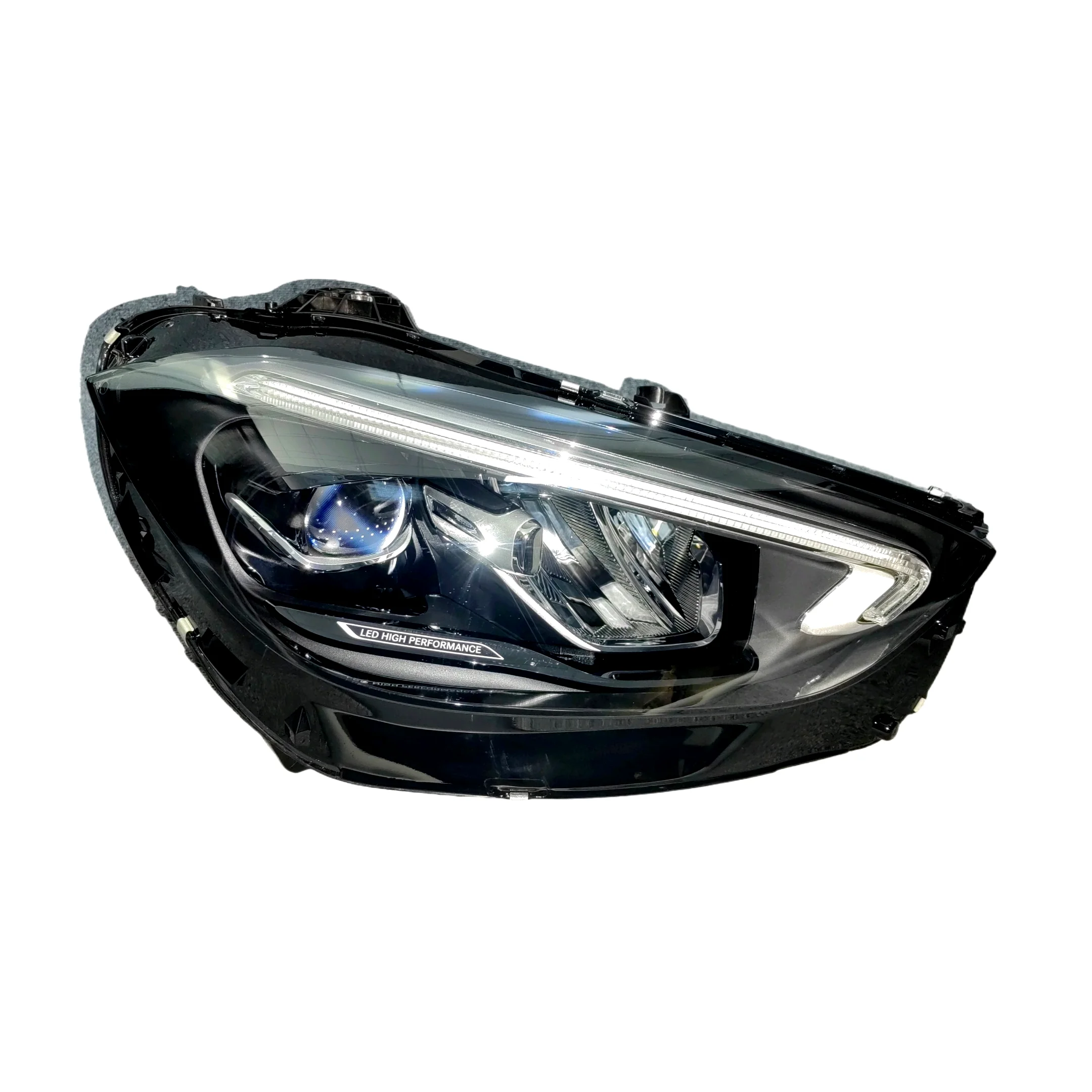 I fari a LED del sistema di illuminazione per auto Mercedes Benz Classe C W206 C200 C260 di alta qualità e più venduti sono adatti per