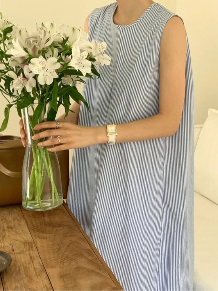 Vestido f casual t com design vazado nas costas, estilo retrô e despojado, de um ombro só, em mistura de aodã...