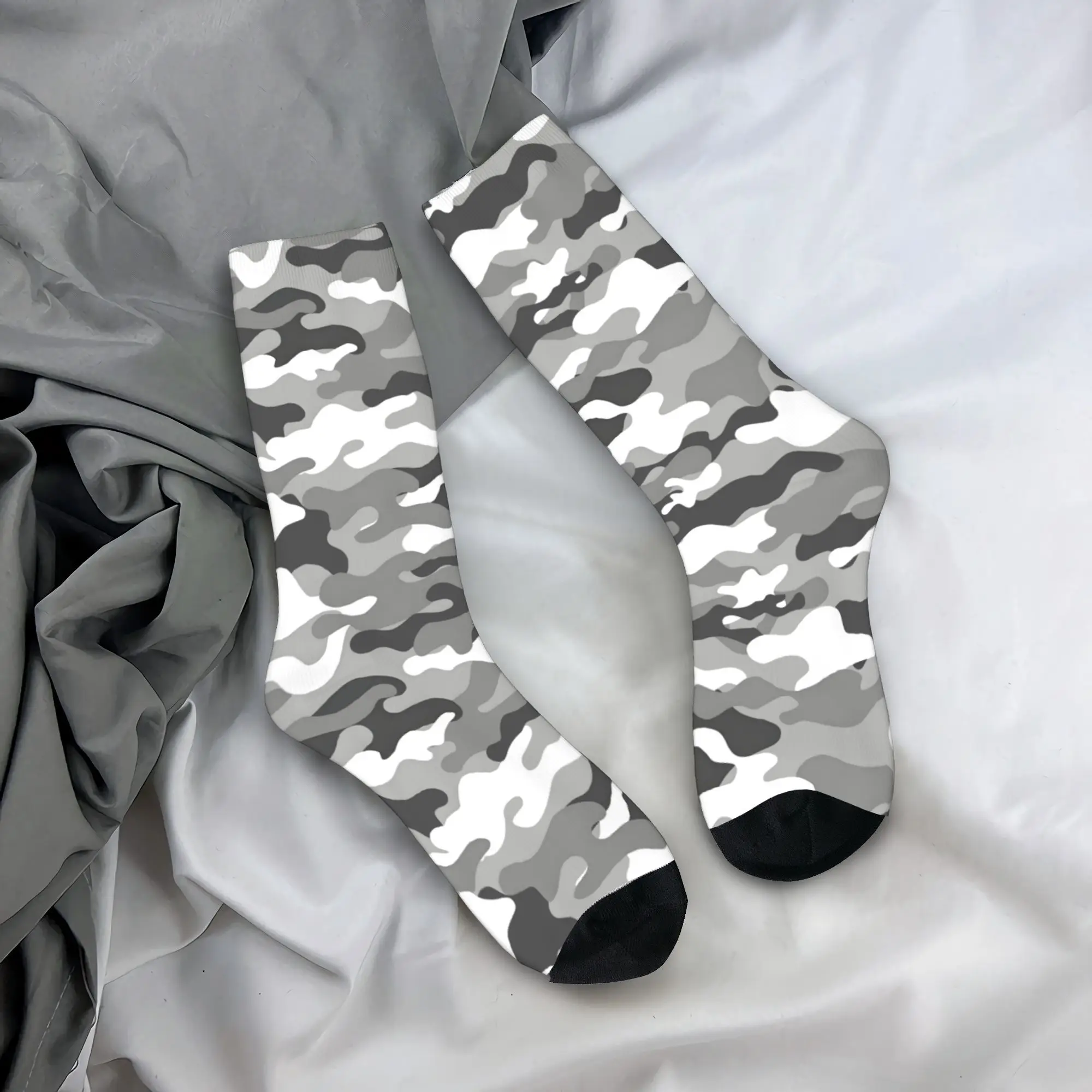 Calcetines de camuflaje estilo Camos con estampado fresco personalizado para mujeres y hombres calcetines elásticos de verano Otoño Invierno