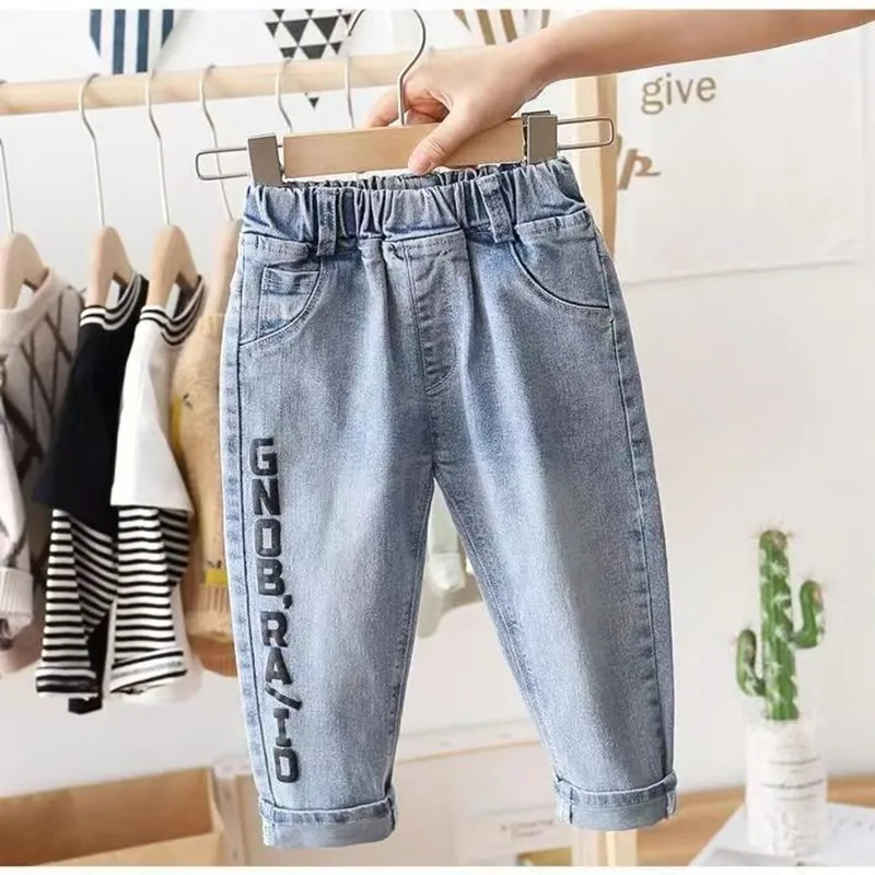 Bambini ragazzi Jeans primavera e autunno ragazzi pantaloni Jeans larghi per bambini nuovi pantaloni lunghi per bambini alla moda edizione coreana