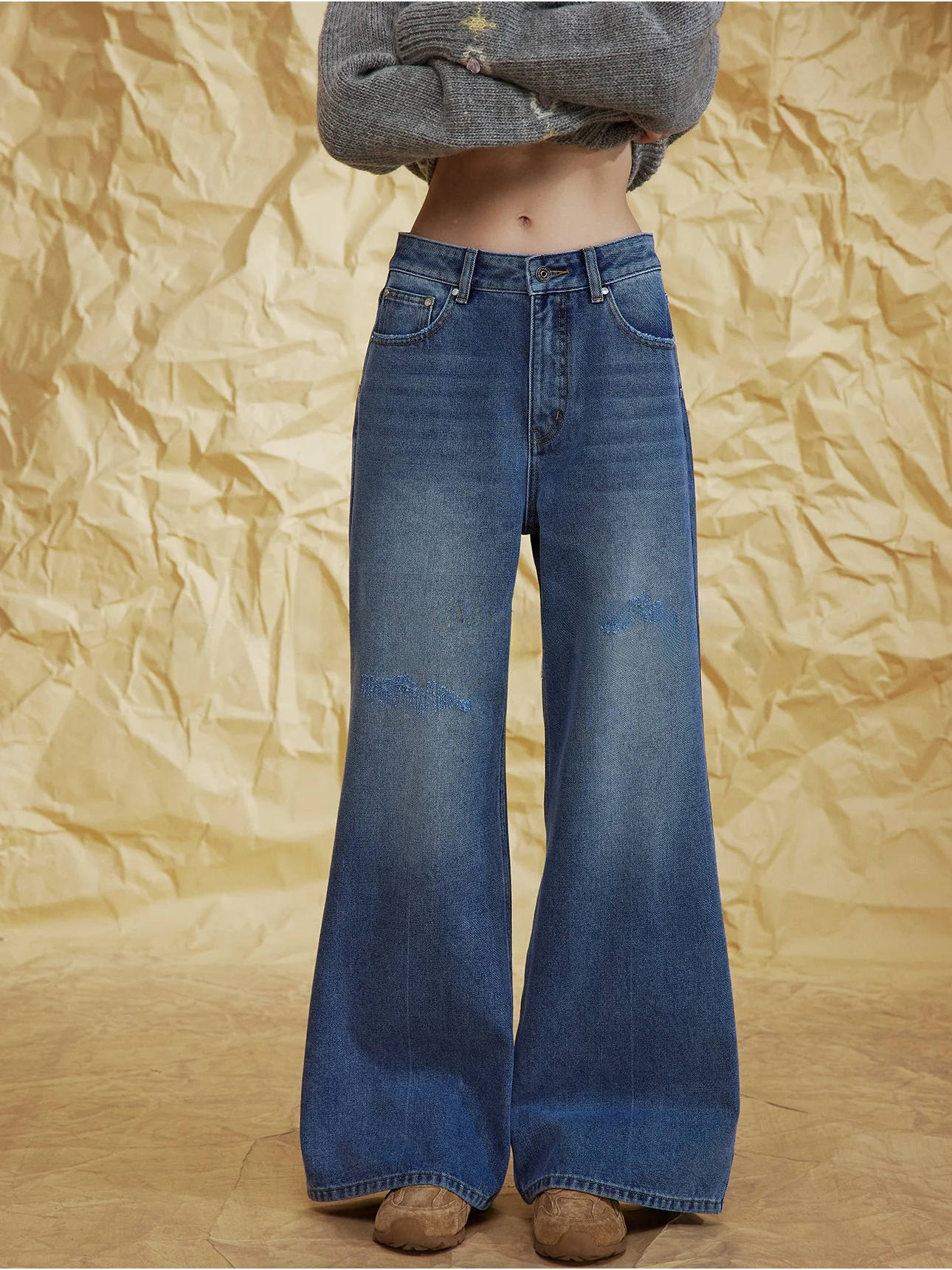 

Sle Vintage Worn-look Straight Leg Jeans Micro Flared Jeans by Xikechi 3328N042 Casual Comfortable Fit Jeans
