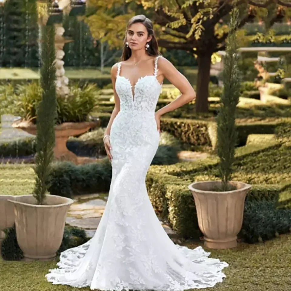 

Customized Appliques Spaghetti Straps Mermaid Wedding Dresses Sweetheart Ruffles Court Train Tulle Bridal Gown