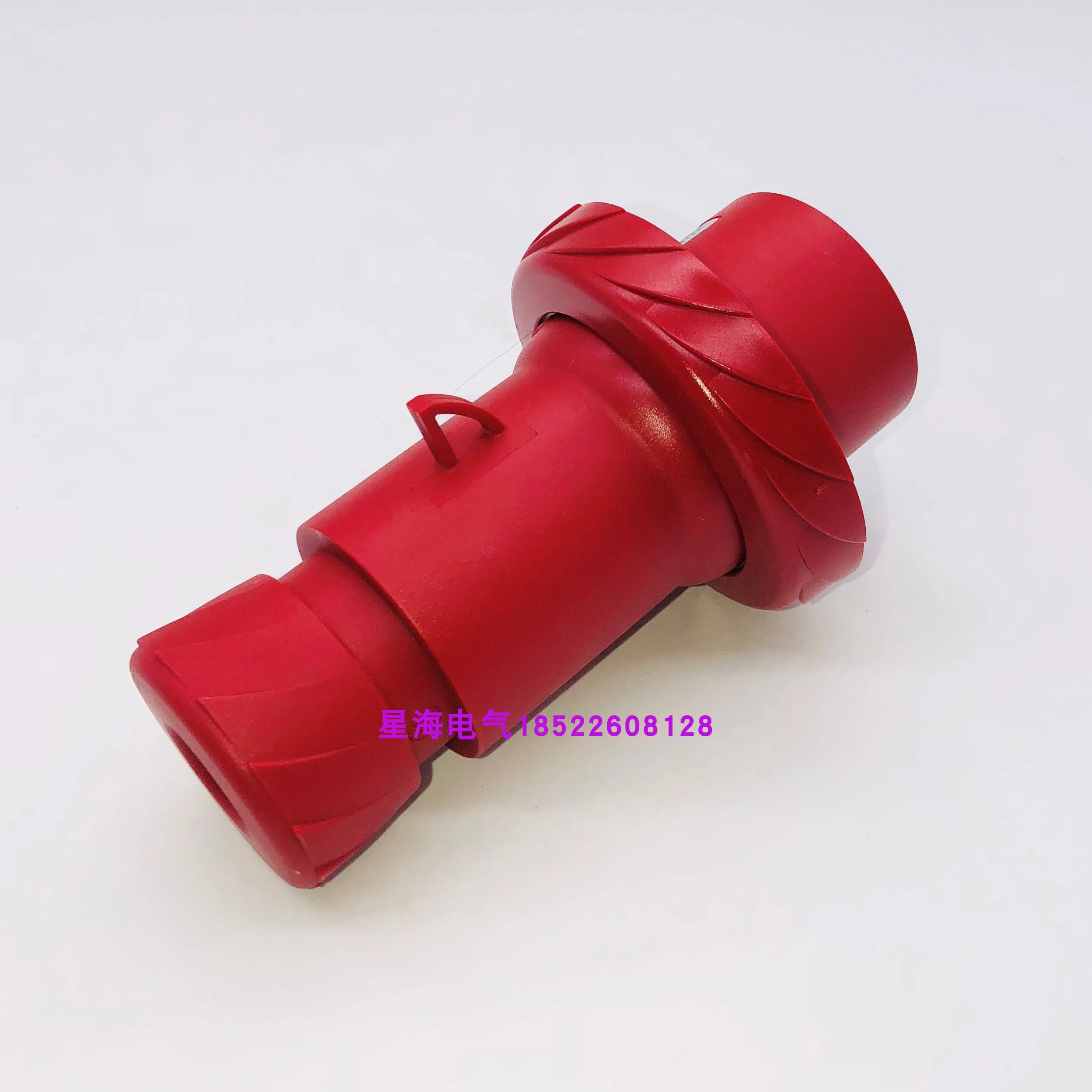 

Spot PKX16M735 Industrial Plug 380.415V, 16A, 3P + N + E, IP67, Red
