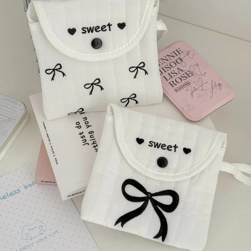 Portable Sweet Bowknot Sanitary Pad Pouch Korean-Style Mini Embroidered Clutch Embroidery Cosmetic Bag Women