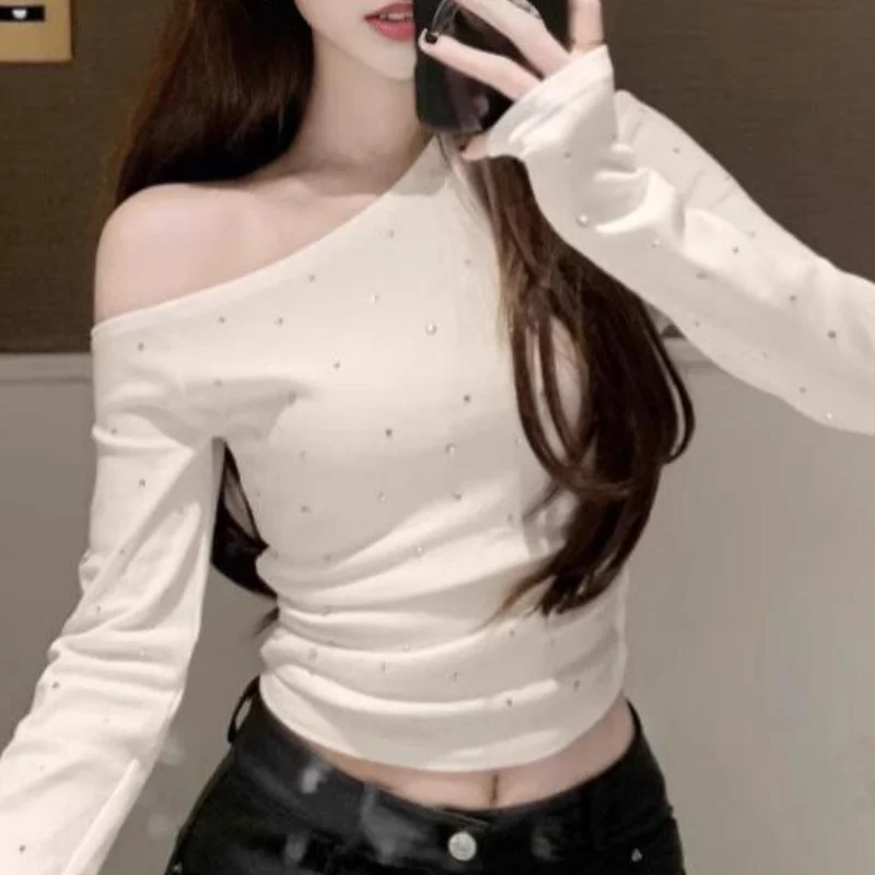 

Женская футболка с длинным рукавом, модная базовая модель, весна-осень, с открытыми плечами, облегающая, укороченная, уникальный дизайн, новая модель