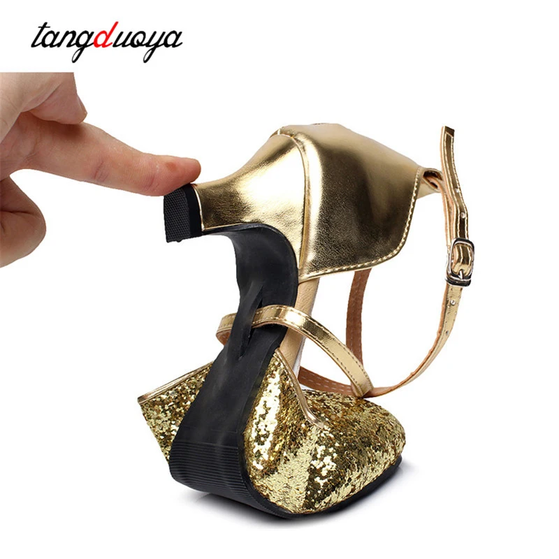 Atacado sapatos de dança para as mulheres latina ao ar livre latina salsa sapatos de dança para as mulheres close toe saltos baixos 3.5cm moderno sapatos de dança