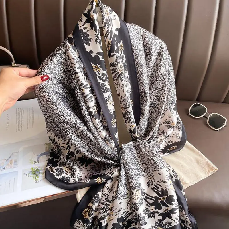 

Summer Sunscreen Scarf Women Floral Printed Scarves Head Echarpes Imitation Silk Femme Wraps Beach Shawls Lady Hijabs 84x180CM
