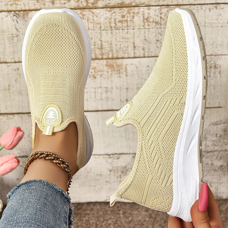 

Women Flat Shoes Breathable Slip On Walking Shoes Plus Size Casual Loafers Soft Barefoot Driving Sneakers Single Shoes