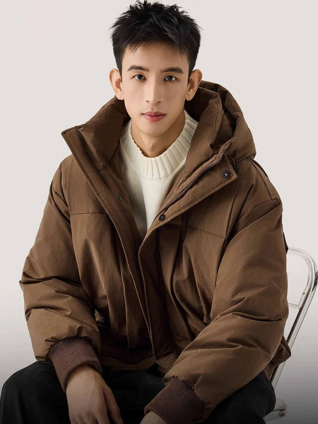 

Мужская зимняя куртка большого размера с капюшоном, утепленная пухом, ветрозащитная, теплая верхняя одежда для молодежи, модная