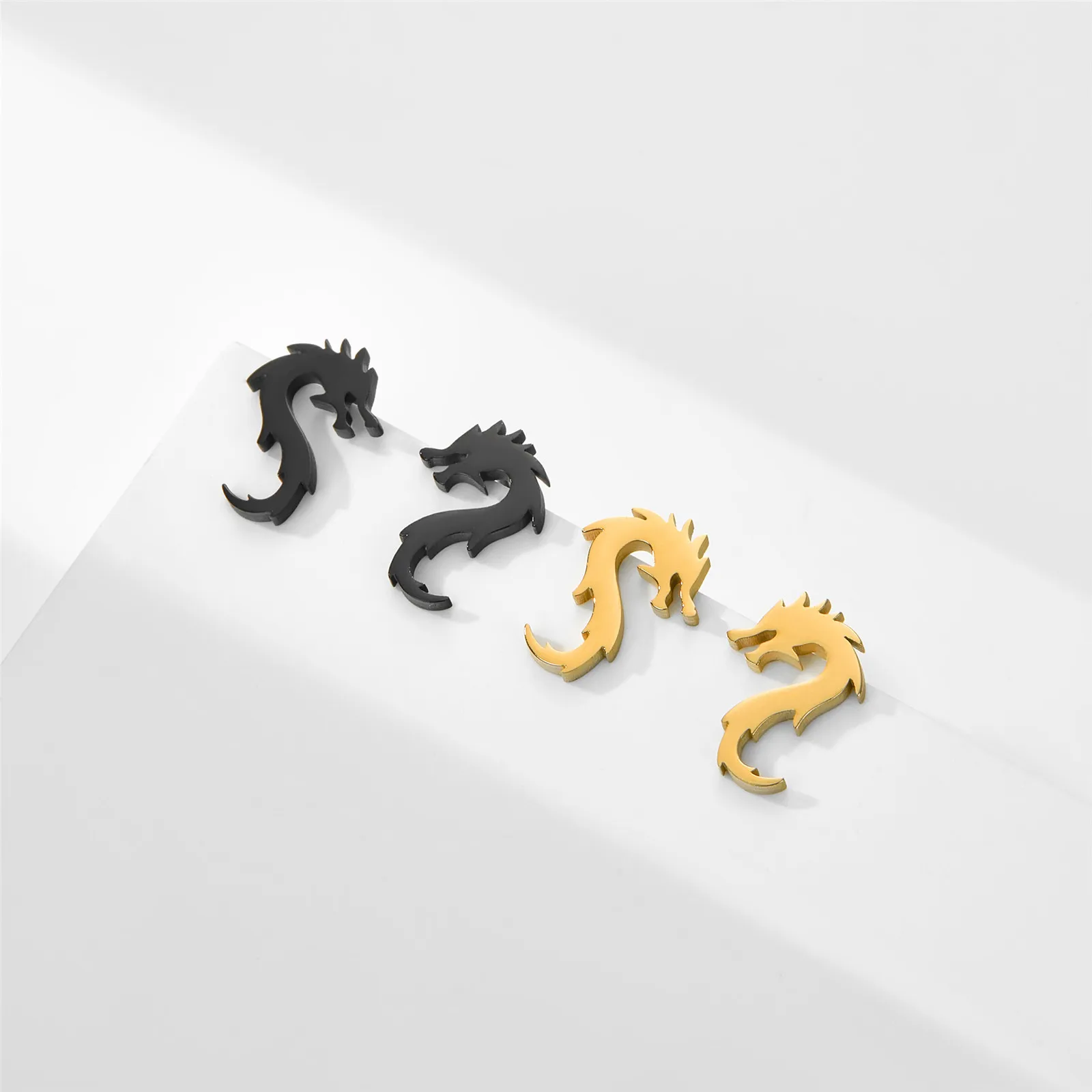 Cool Chinese Dragon Pattern Mini Stud Earrings Women's Men's Gold & Black Color Stainless steel Earstuds