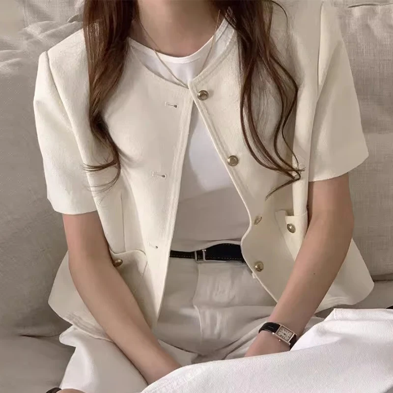 

Chic Summer Metal Button round Ne ort Sve ket Women's Outerwear Faionable Versatile Commute Sle Lightweight Coat