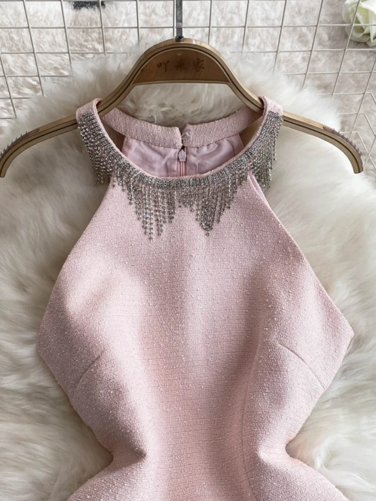 Vestido de Noite E com Estilo Suave, Leve, Luxuoso, Design Único, Sensação Fena, Vestido com Ombros Descobertos e ...