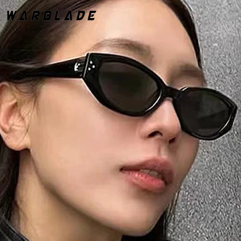 

Luxury Punk Retro Cat Eye Women's Sunglasses Small Frame Trend Rivets Designer Brand Men Sunglass Outdoor Traveling Shades UV400