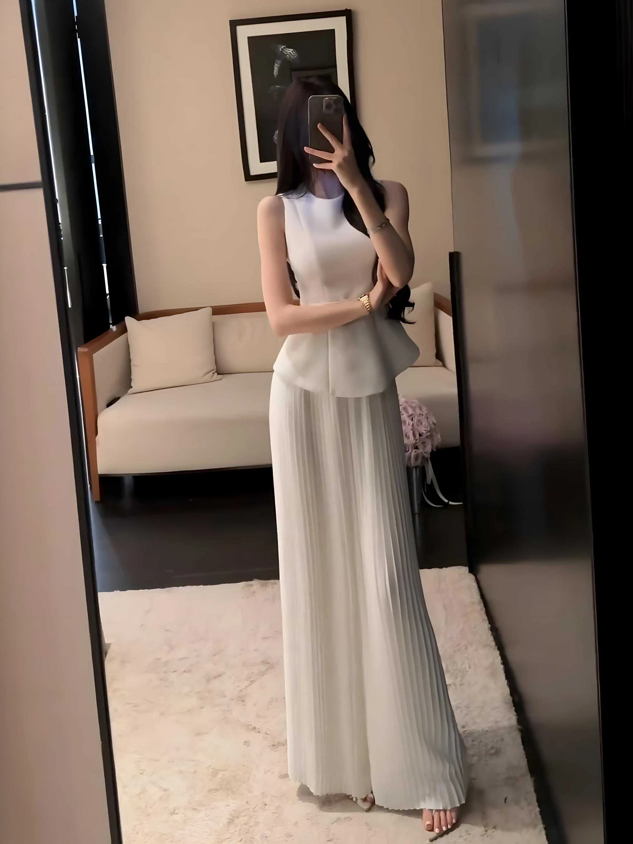

Ele Acetate Svel Vest Set with Lace Trim Beautiful Summer Outfit for Women Faionable Casual Wear Online Exclusive
