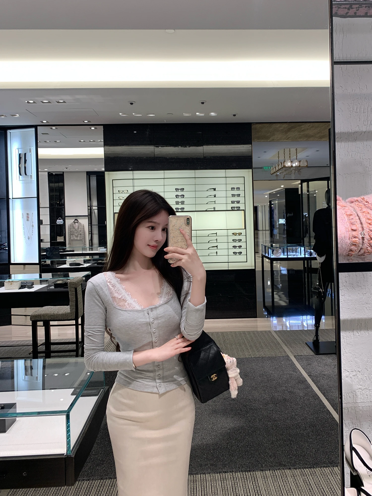 

Роскошный корейский кружевной вязаный топ Swan, комплект с замшевой юбкой, женская осенняя коллекция Faion, облегающий нежный комплект