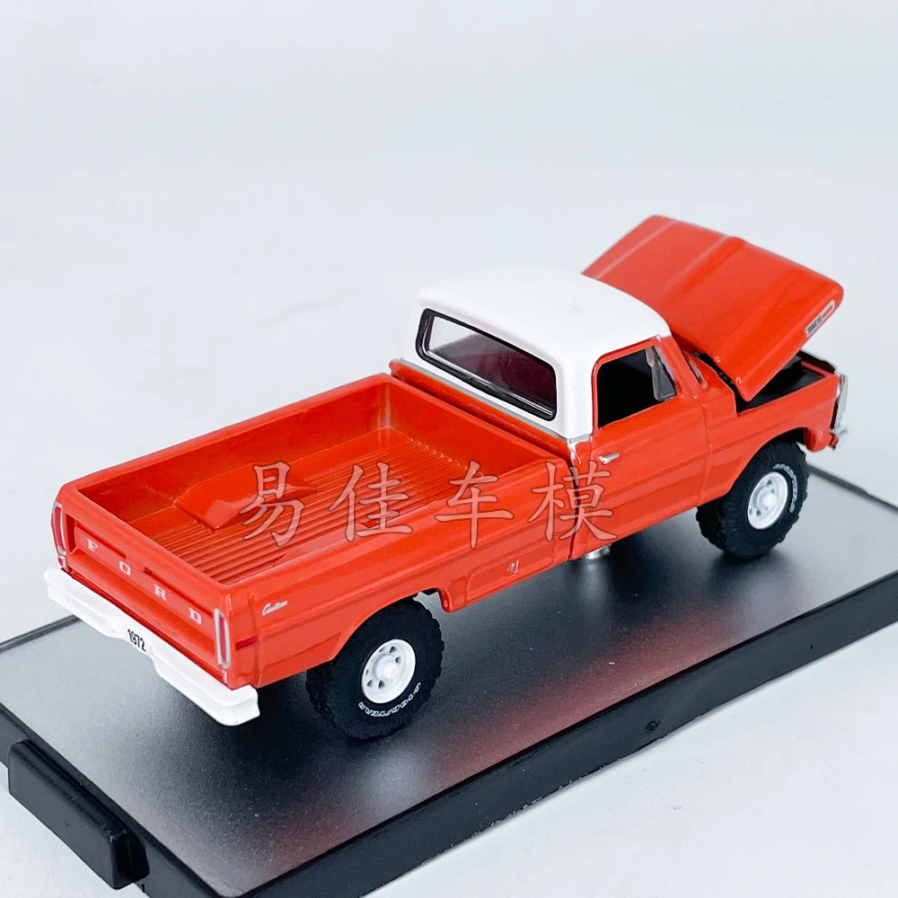 M2 Machines 1/64 1972 Ford F-250 Custom Red Die-cast Alloy Car Model Collection Gift Toy