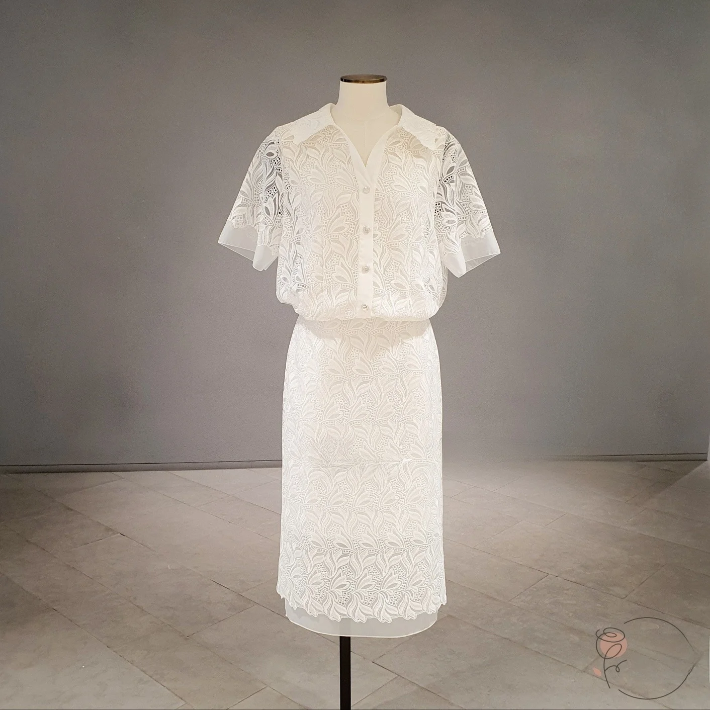 

Ultra-Heavy Embroidery Lace Top+ter+Skirt Tee-Piece Set Commute Versatile Small irt f Skirt Korean Sle Polyester ...