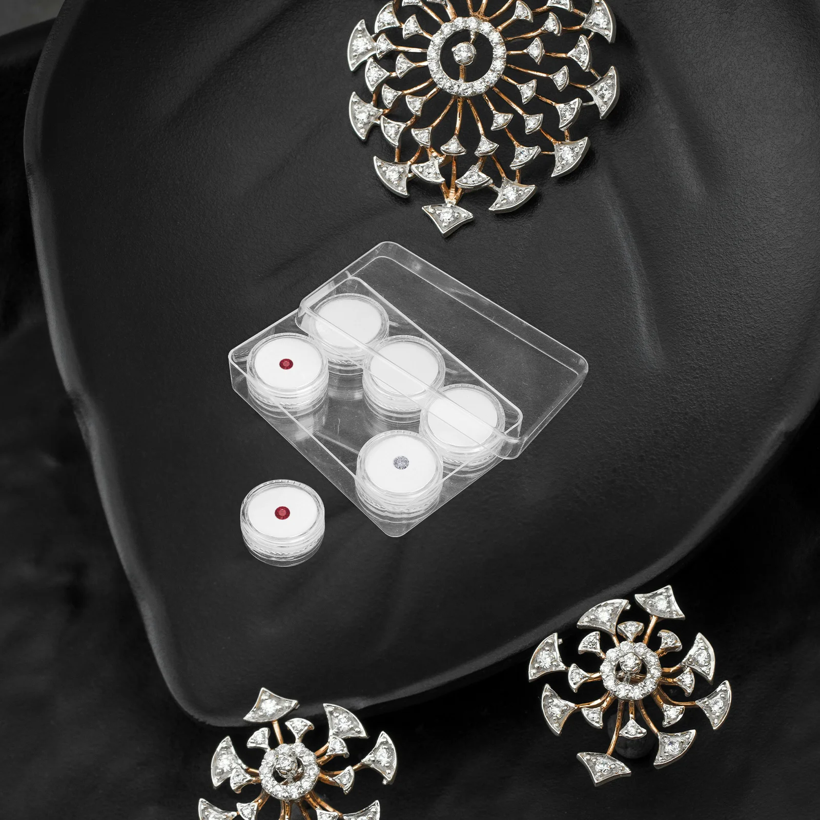 

1 set Gemstone Jewelry Display Storage Case Small Compact Organizer Box for Rings Necklaces Earrings Brooches Pins Acrylic Table