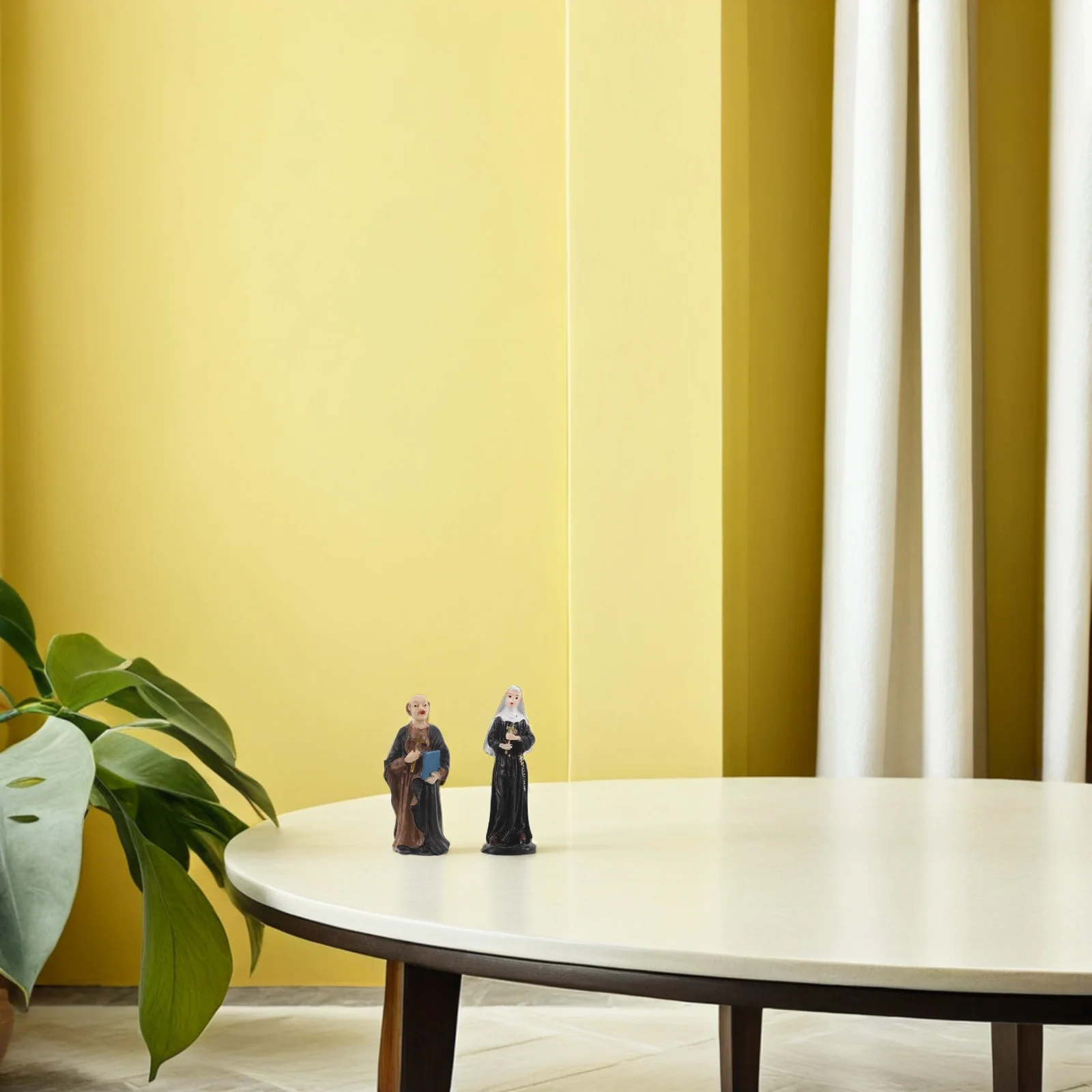 

4Pcs Resin Holy Statue Catholic Christian Figures Religious Present Blessing Statue Decor Mini Resin Statues Religious Statues