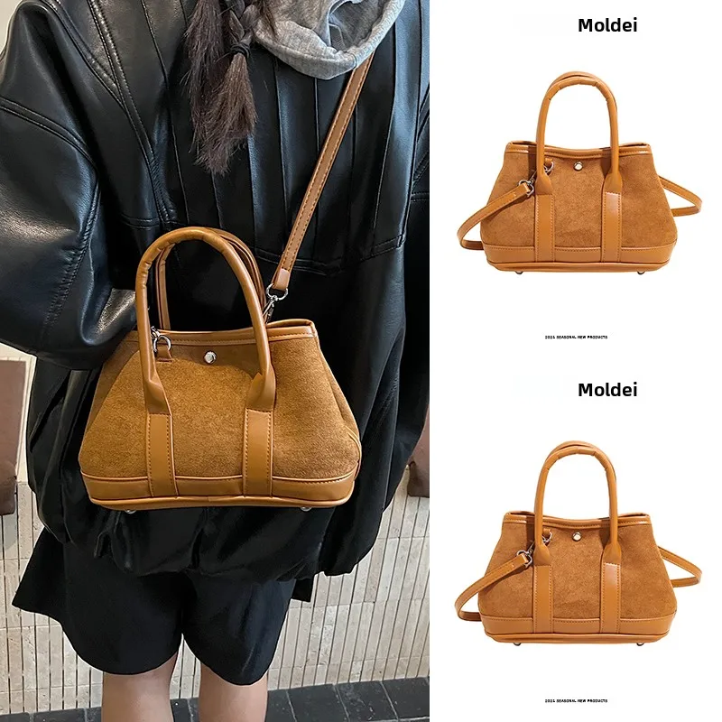 

Осень-зима, большая роскошная коричневая сумка Capaci, женская сумка через плечо, мягкая модная сумка с магнитной синей застежкой...