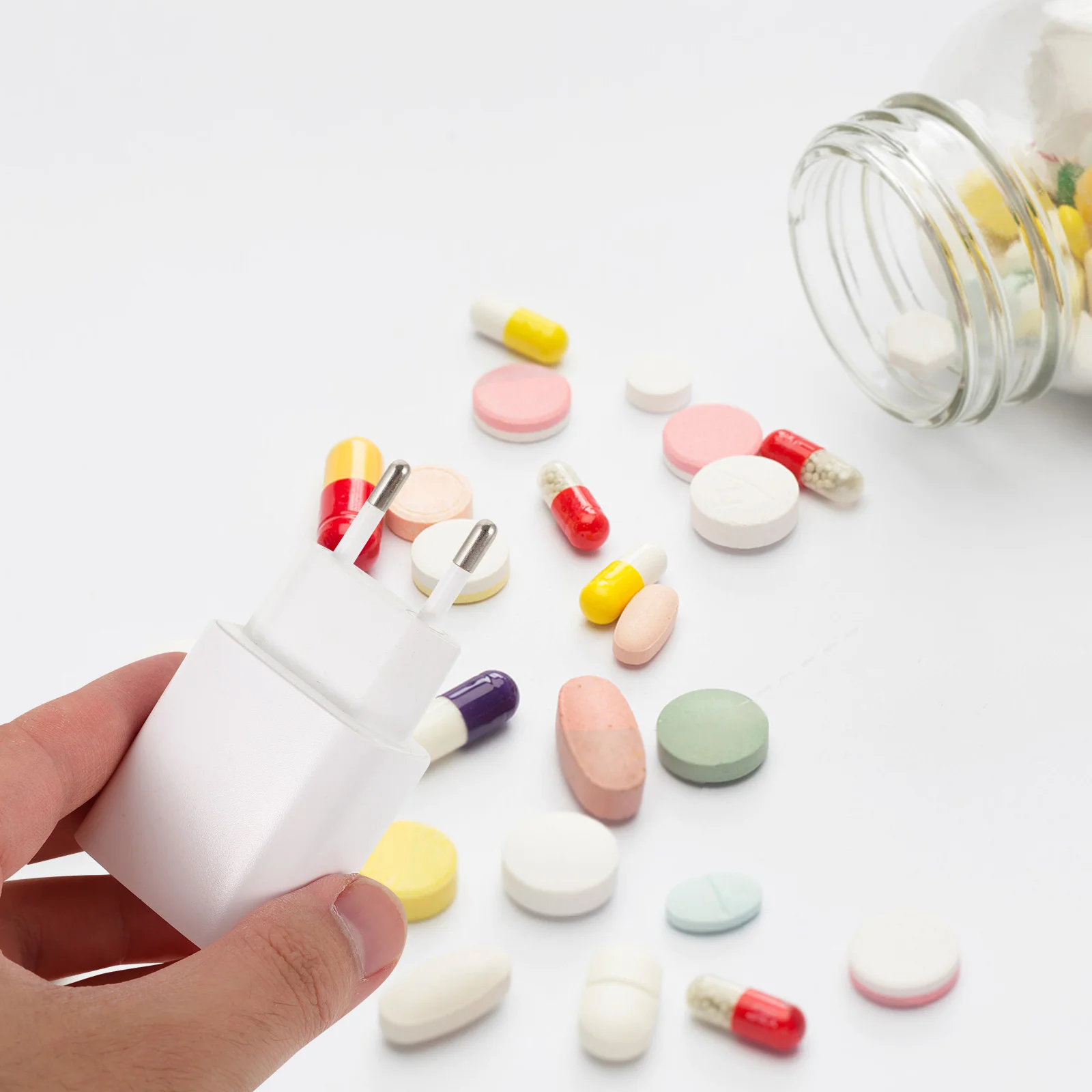 Charging Plug Storage Box Compact Hidden Cash Container For House Key Money Safe Holder Secret Storage Gadget Portable Plastic