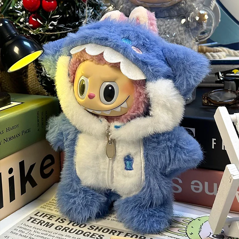 إكسسوارات ملابس دمى قطيفة صغيرة لملابس دمية قلادة لابوبو 15-17 ملابس قرش زرقاء ووردية (بدون دمية)