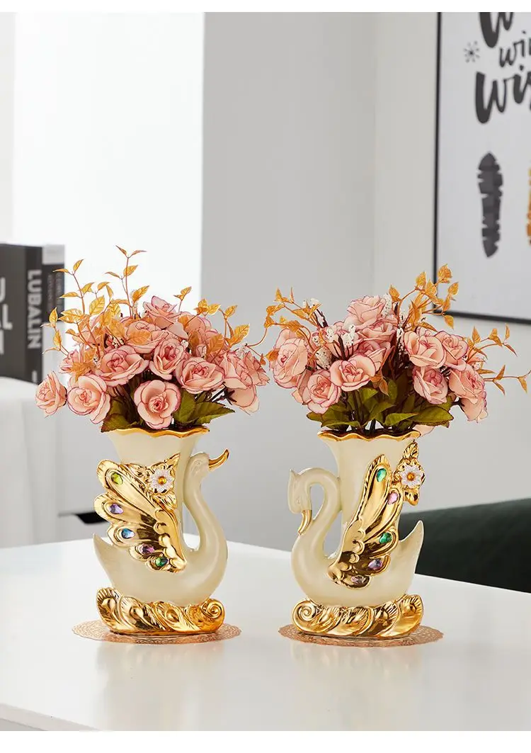 

1pcs European Ceramic Gold Vase Arrangement Dining Table Home Decoration Accessories Creative Golden Swan Vases