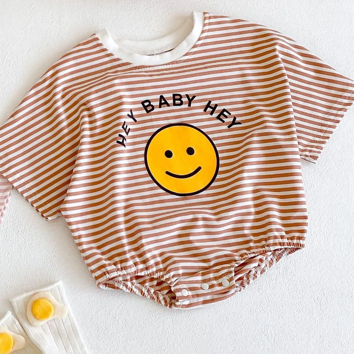 INS summer new baby and children\'s jumpsuit, baby girl cotton short sleeved smiling face printed striped jumpsuit, crawling jump