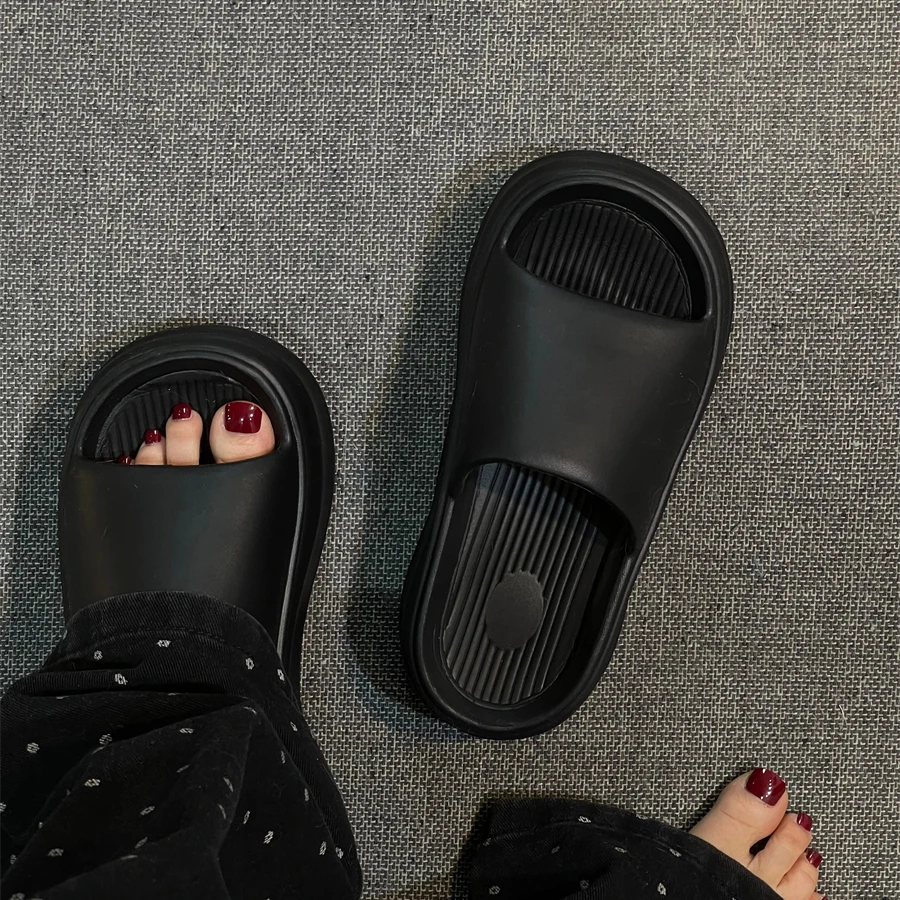 Dikke platformslippers voor dames EVA zachte zool zomerstrandslippers buiten binnen antislip Koreaanse stijl Geavanceerde pantoffels