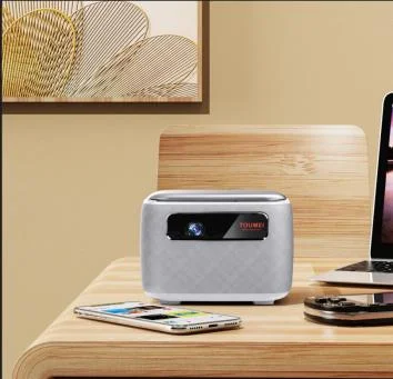 V8 Mini Projector 600Ansi، بطارية 15600Mah، Android 9.0، فيلم التخييم في الهواء الطلق
