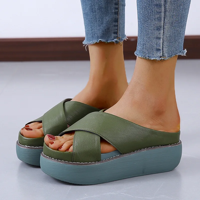 Summer Shoes Woman 2022 Fashion Platform Slippers Slides Women Designer Sandals Ladies Casual Slip-on Thick Heel Beach Shoes