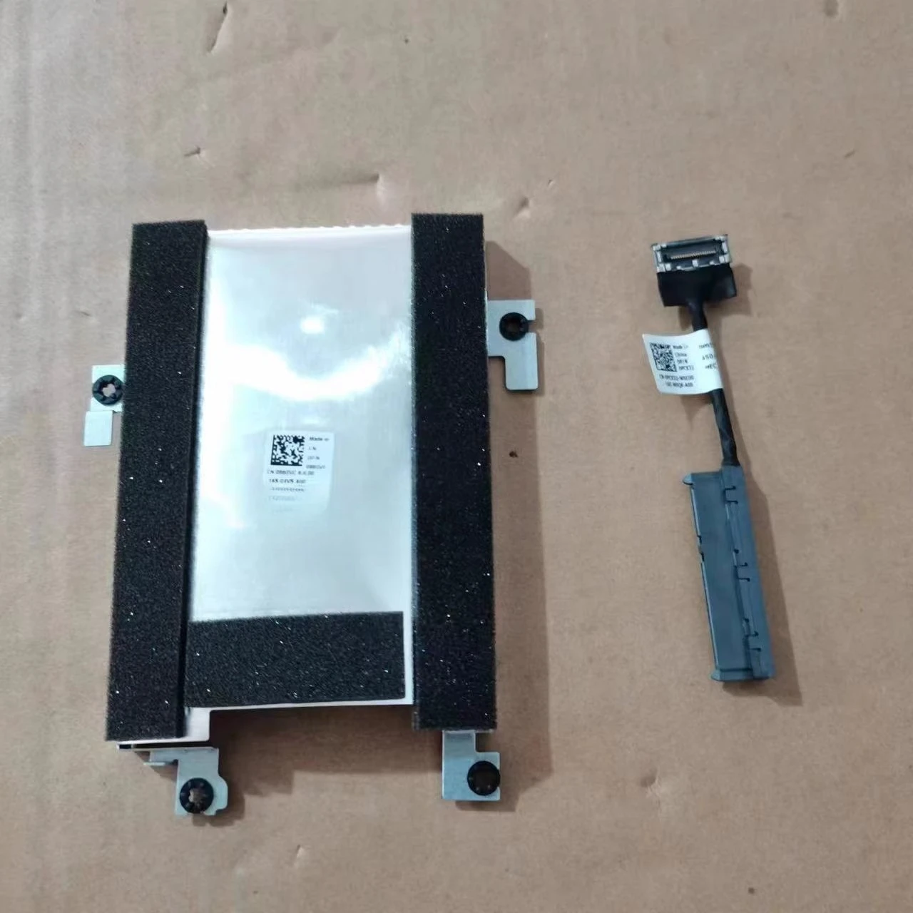 Neu Für Precision 3561 M3571 Festplattenkabel Festplattenhalter Festplattenhalter PCX32 096GVC