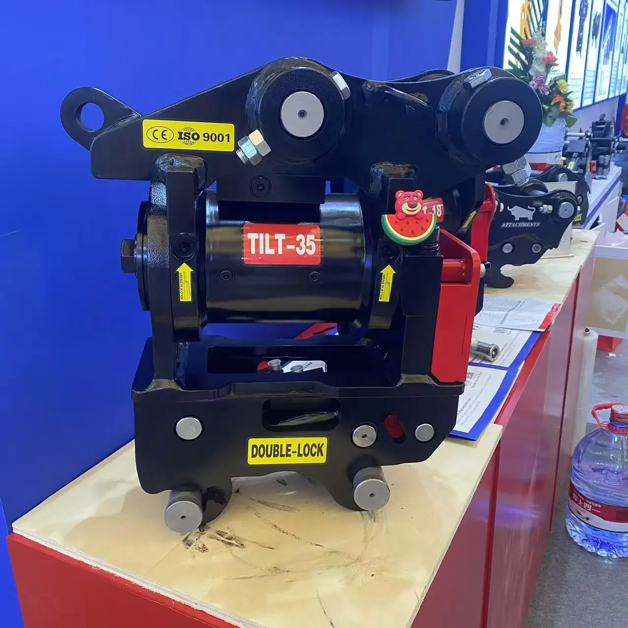 DAMAI DHG-Mini Excavator Power Hydraulic Tilting Quick Coupler Mechanical Tilt Quick Hitch For 1-4 Ton Excavator