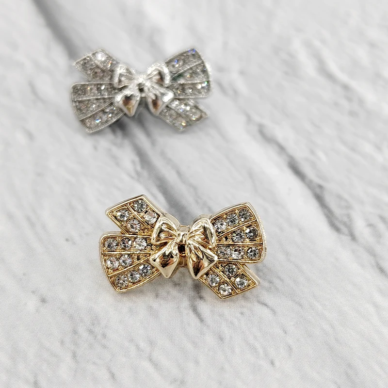 18/23MM kokardka zaprojektowane guziki z trzpieniem odzieży śliczne Rhinestone moda metalowy guzik do szycia na akcesoria odzieżowe robótki