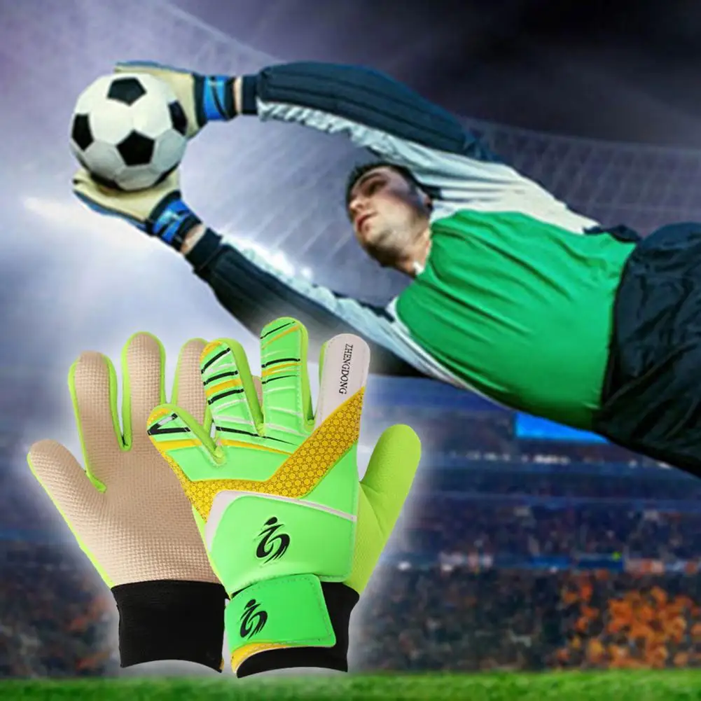 1 Pair Soccer Goalie Goalkeeper Gloves With Strong Grip Palms Breathable Impact Resistant Children Football Gloves Sports Supply