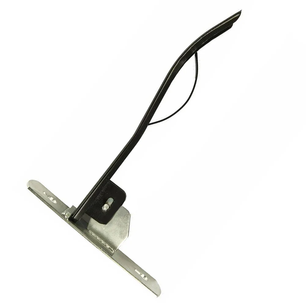 equestrian-storage-folding-bridle-rack-iron-bridle-holder-portable-design-practical-hook-included-compact-size