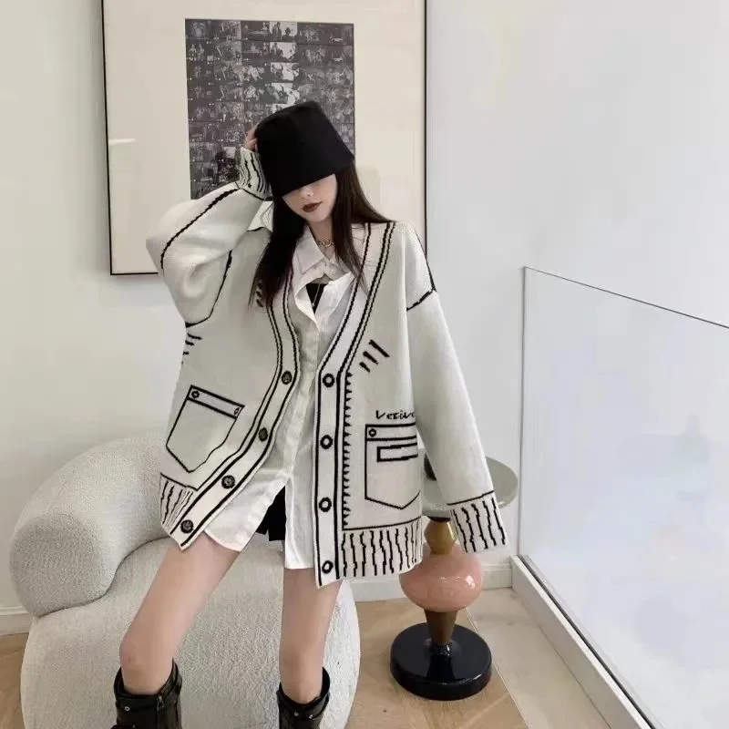 Black-And-White Sweater With a Sense Of Women\'s Niche Coat In Autumn And Winter New Loose Medium-Long Knitted Cardigan Jacket