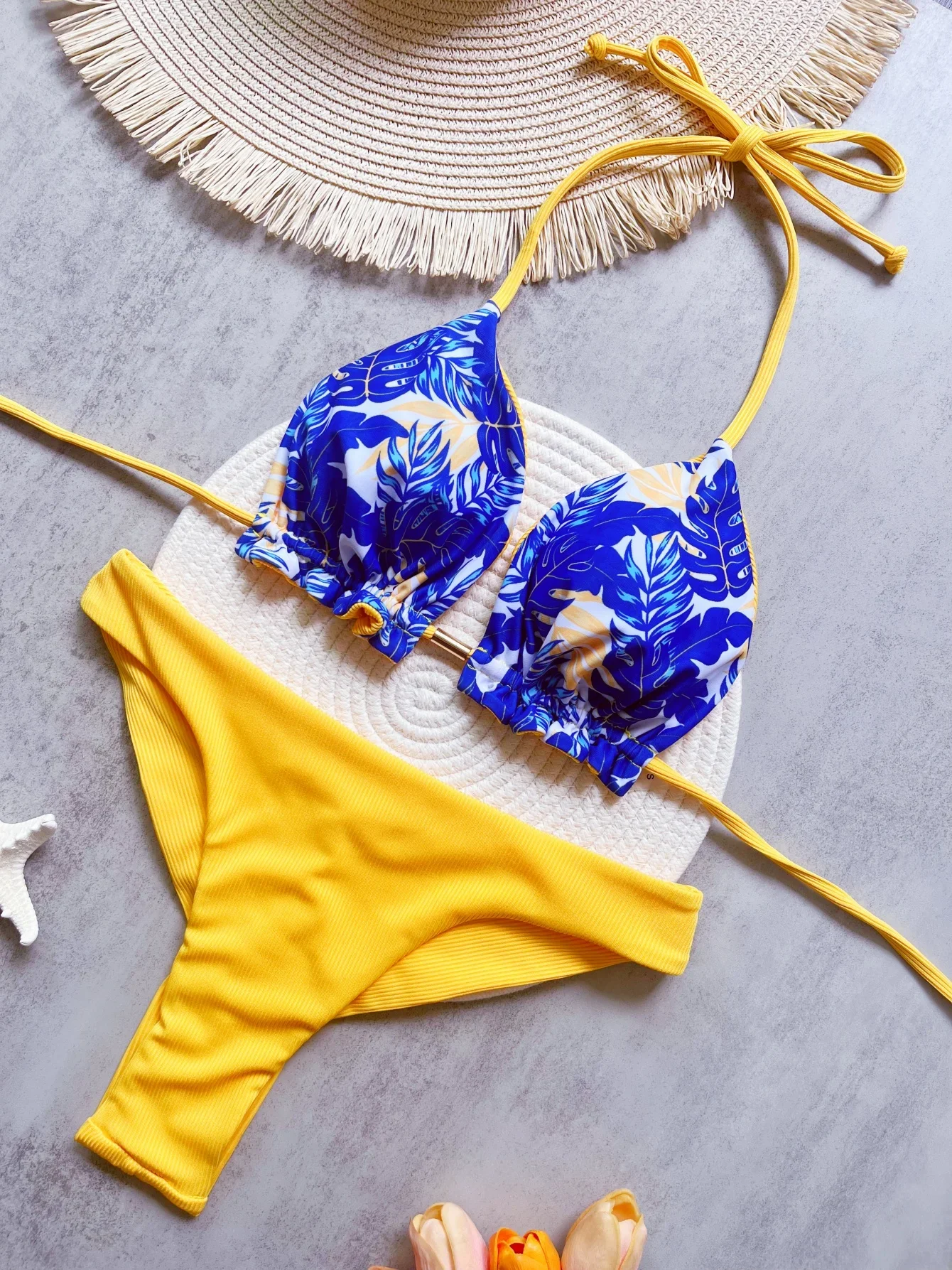 Leaves Printed Halter High Leg Cut Bikini Women Swimwear Female Swimsuit Two-pieces Bikini set Bather Bathing Suit Swim