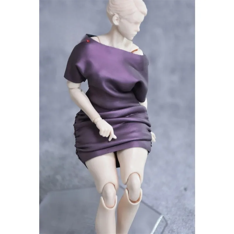1/12 Maßstab Weibliche Soldatin PU-Leder Kurzes Kleid mit Falten Kleidungsmodell für 6'' NT-04 Romankey Actionfigur-Körper – Detail 3