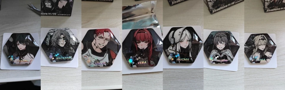 En Stock gris RAVEN: PUNISHING Lee Lucia Liv Noan Double clignotant Badge broche broches ornement Anime Figure jeu jouet enfants Hallowe
