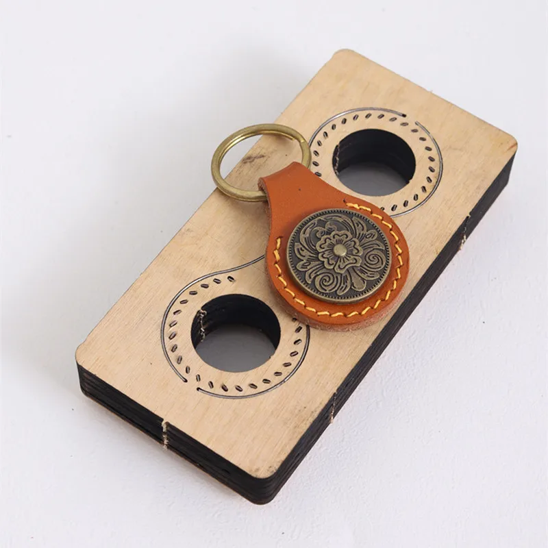 1Pcs Japan Steel Blade Wooden Die Key Ring Pendant Leather Craft Punch Hand Tool  Leather Cutter