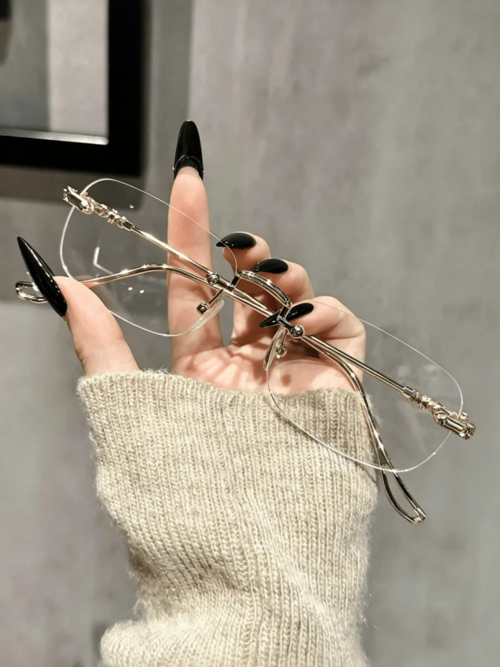 1 Pair of Women's Copper Frame Rimless Transparent Glasses, Suitable for Back to School, Daily Use, Office Work, Reading, Watching Tv, and Playing Games view 2