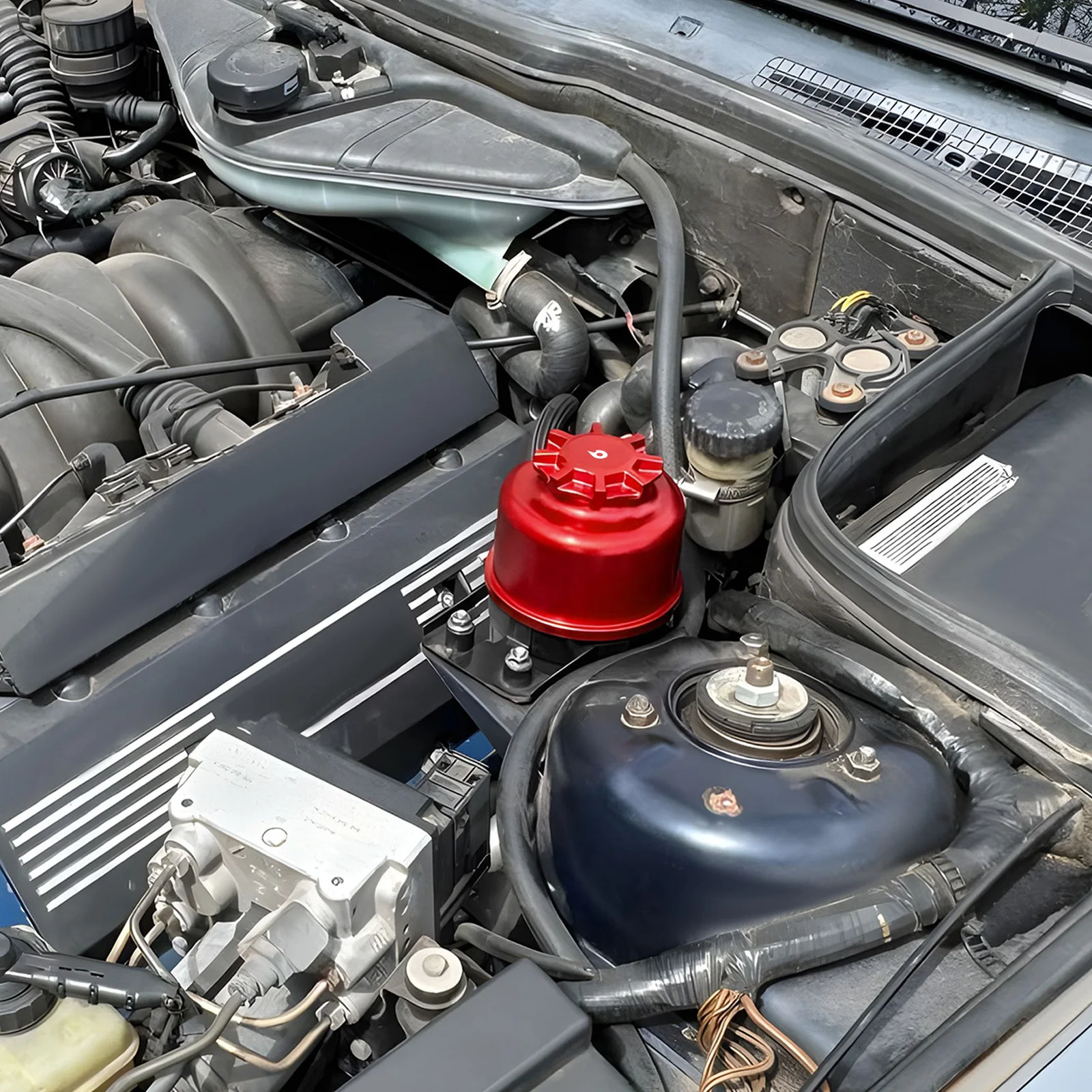 BEVINSEE Aluminium-Servolenkungsbehälter-Set für BMW E39 E60 E61 E90 E92 E46 E36 E30 E87 E82 Z3 Z4, ersetzt für 32416851217, 32410141426,32411097164,32411124680,32412227264,32416851332,32411128333 – Detail 4