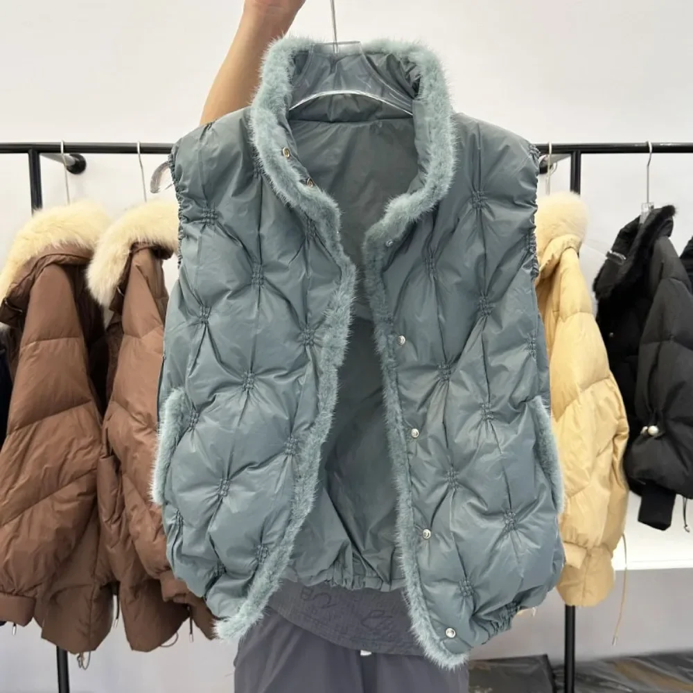 New Embroidery Outerwear Winter Women Real Natural Mink Fur Jacket Warm White Duck Down Jacket Sleeveless Waistcoat Female