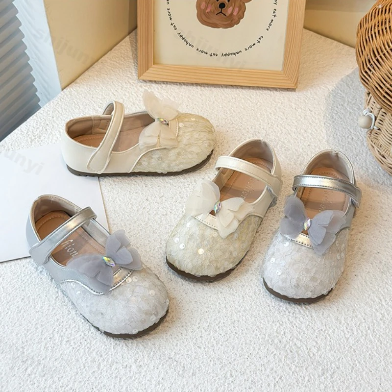 

Детские модные повседневные туфли принцессы с бантом и блестками, осень 2023, новые удобные туфли на плоской подошве для девочек с неглубоким носком