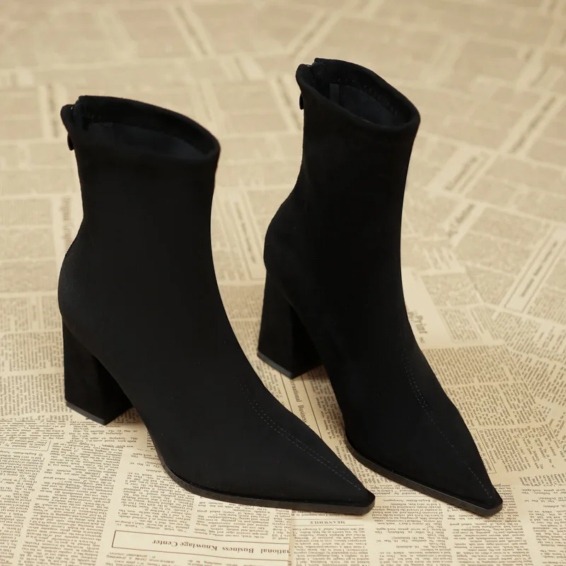 حجم 34-40 المرأة أسود/بني الجلد المدبوغ أشار تو كتلة عالية الكعب حذاء من الجلد لفصل الشتاء أحذية بوت قصيرة Q-131