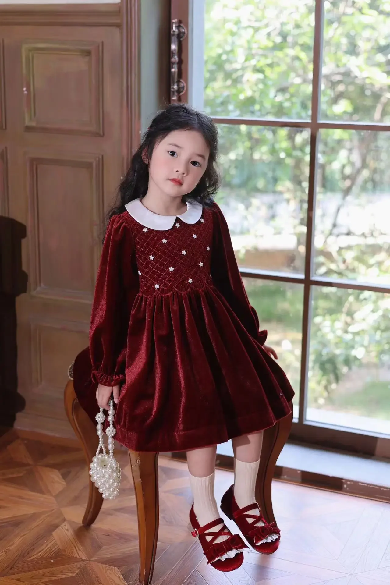 

Girls Spring Winter Smocking Handmade RedEid Princess Dresses Velvet Dress Birthday New Year Smocked Cloteh for Baby